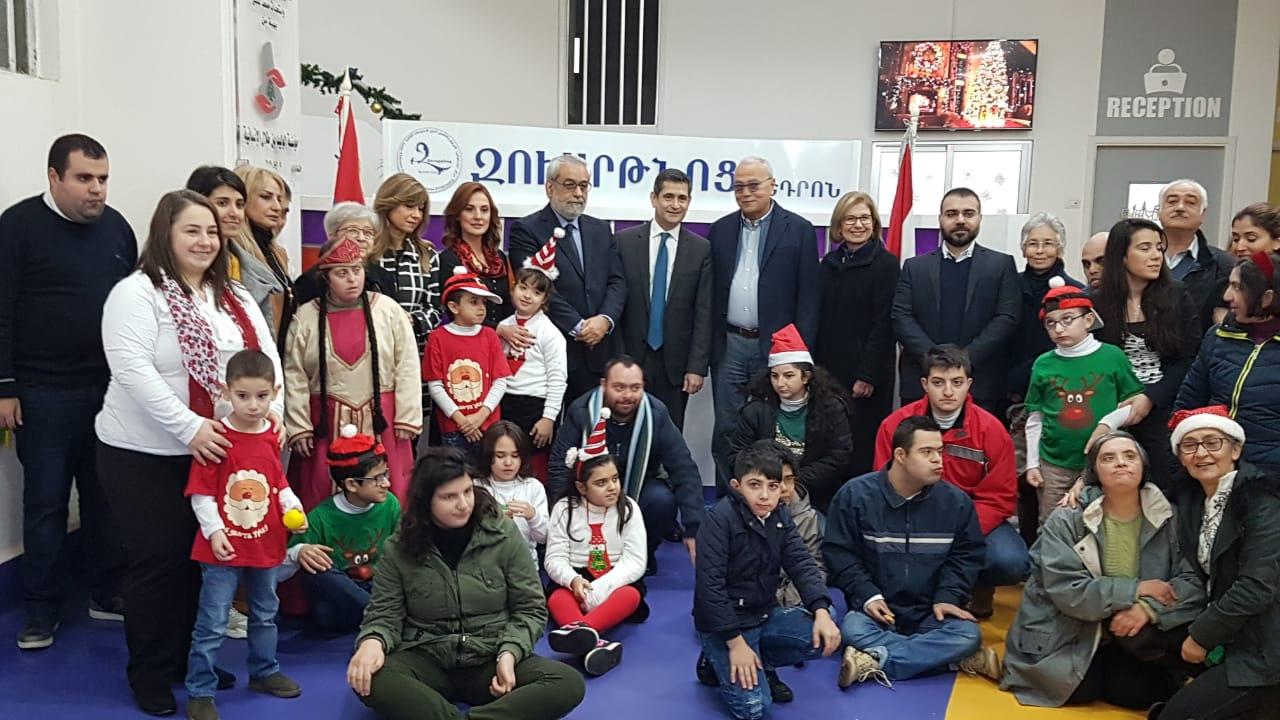 قيومجيان جال في برج حمود وأكد ضرورة الحفاظ على بيئة حاضنة لذوي الاحتياجات الخاصة