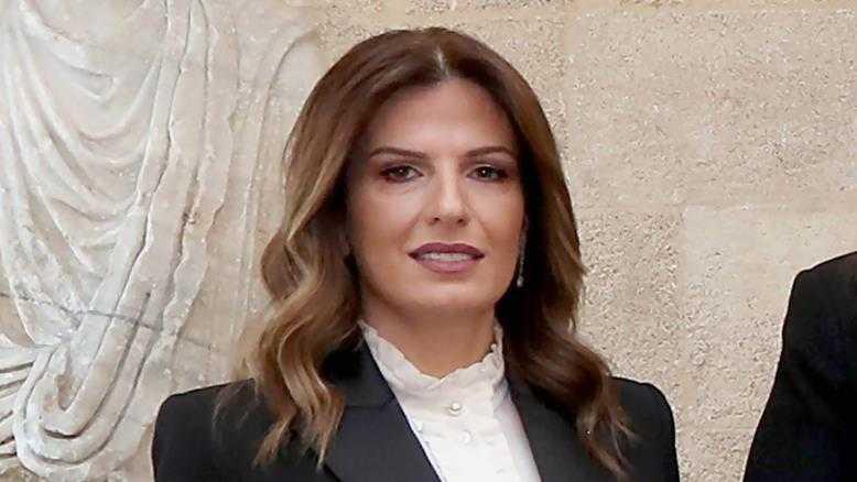 وزيرة العمل: سأقاطع جلسة الحكومة غدا رفضا للتعيينات المعلبة