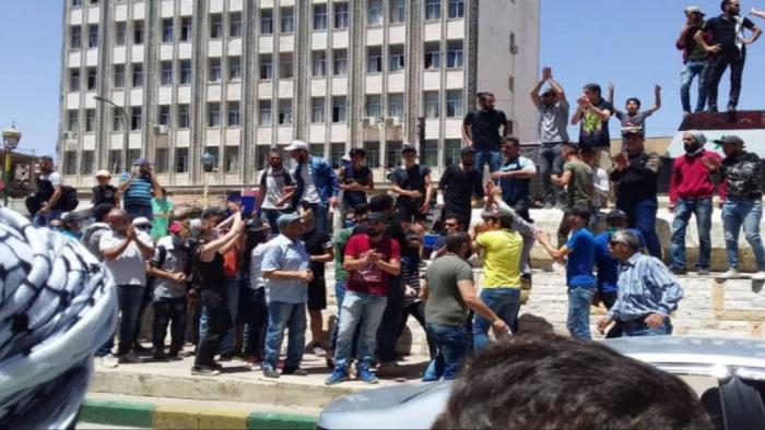 لليوم الثالث على التوالي... تظاهرات مناوئة للنظام في جنوب سوريا