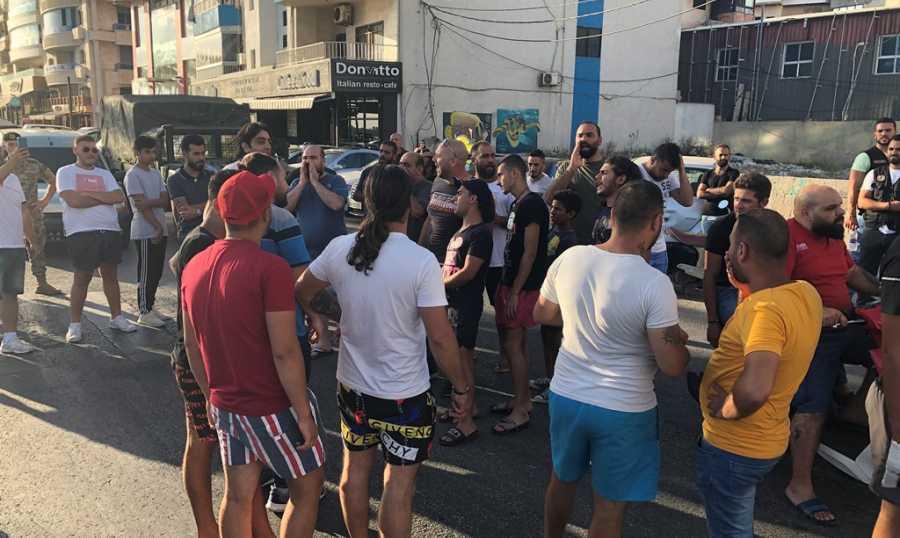 مواجهات على جسر الرينغ.. قطع طرقات وتجمعات