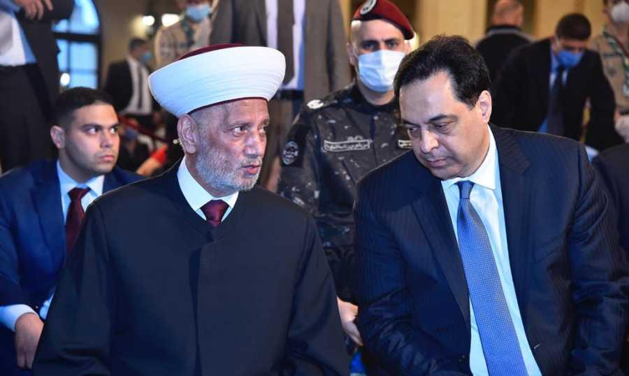 داعيا الى الالتفاف حول دياب..دريان في خطبة عيد الفطر: إنهيار الليرة مسؤولية الحكومة مصرف لبنان والمصارف لا يُكافح الفساد الا بالقضاء