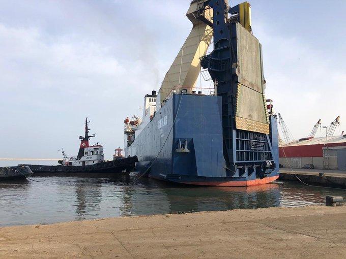 وصول السائقين اللبنانيين العائدين من العراق الى مرفأ طرابلس... ولجنة طبية تولت فحصهم