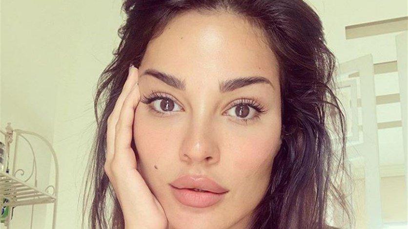 نادين نسيب نجيم في موقفٍ مُحرج ومُضحك.. لم تستطع تمالك نفسها