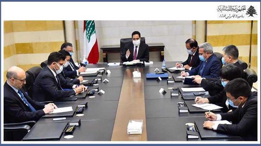 الحكومة اللبنانية  تستقبل وفداً عراقياً.. غجر: سيزودوننا بالنفط مقابل المواد الغذائية والصناعات والطبابة اللبنانية