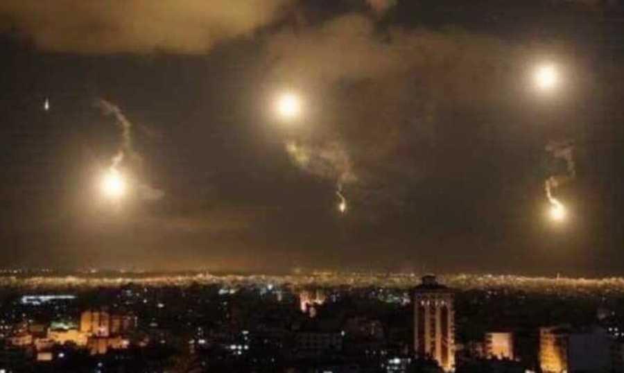 مقتل جنديين وإصابة 4 جراء غارات إسرائيلية استهدفت شحنة أسلحة ايرانية في سوريا