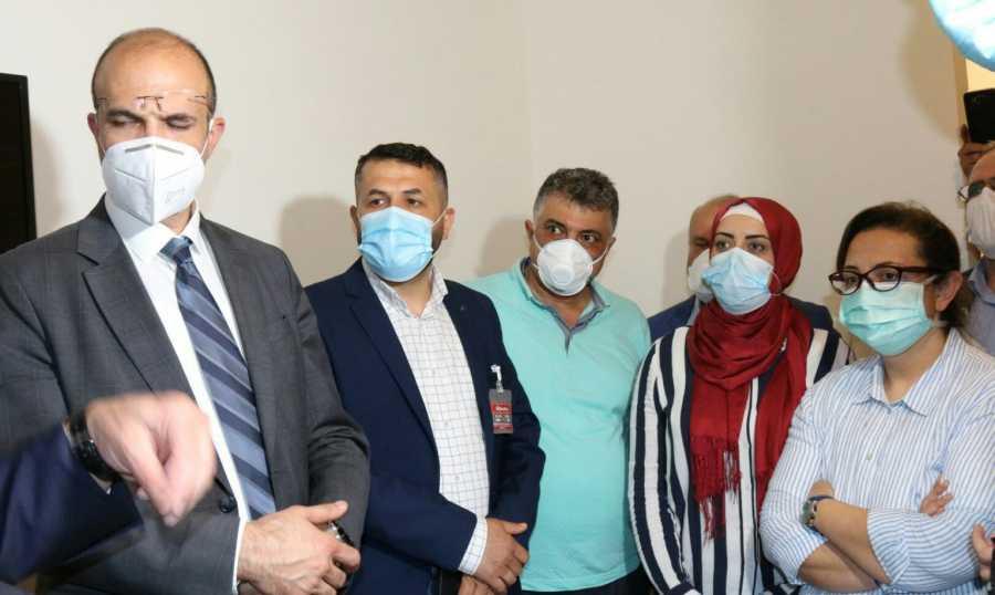 وزير الصحة تفقد برجا: ليس هناك كورونا سياسية وطريقة التعاطي مع الحالات الوافدة ستتغير