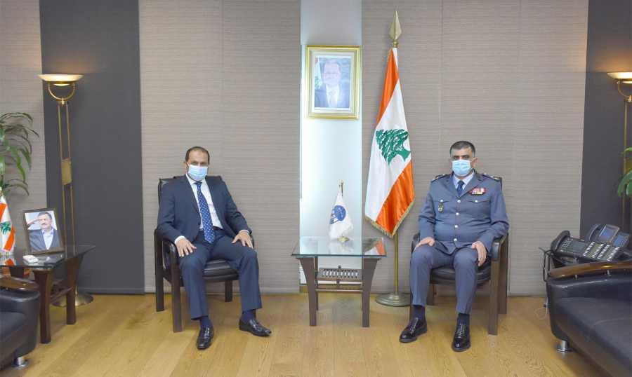 عثمان استقبل سفير الامارات مودعا