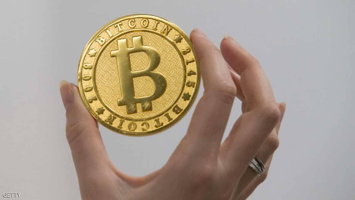 بتكوين تبلغ تريليون دولار.. وتصعد إلى ذروة جديدة