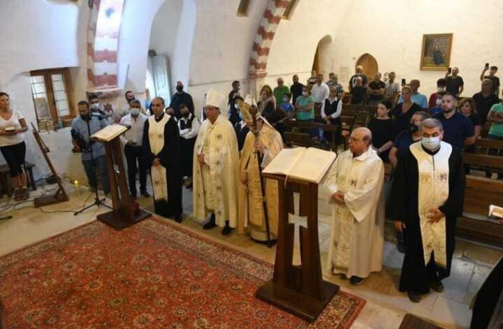 البطريرك الراعي إحتفل بقداس عيد السيدة في دير قنوبين