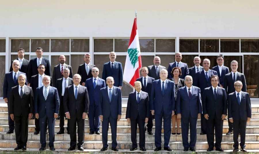 "محاولة" لتأمين استقالة قرداحي وإلا...