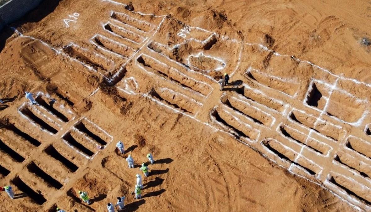 مقابر جماعيّة جديدة في ليبيا تنكأ جراح الحرب... وتعقّد التسويات