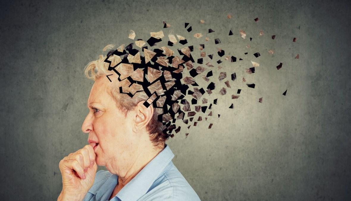 7 عادات تحمي المرأة من الخرف في سن متقدمة