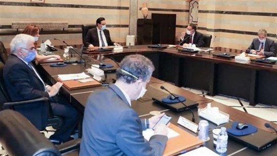 "فترة السماح" انتهت... والحكومة "مُحاصَرة"