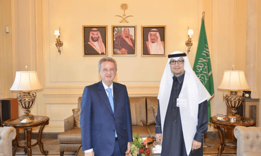 الحضور السعودي على الخط المالي: قلق من إنهيار إقتصادي!