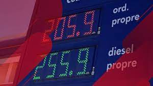 الخبراء يتخوفون من احتمال استمرار الارتفاع المطّرد لسعر البنزين