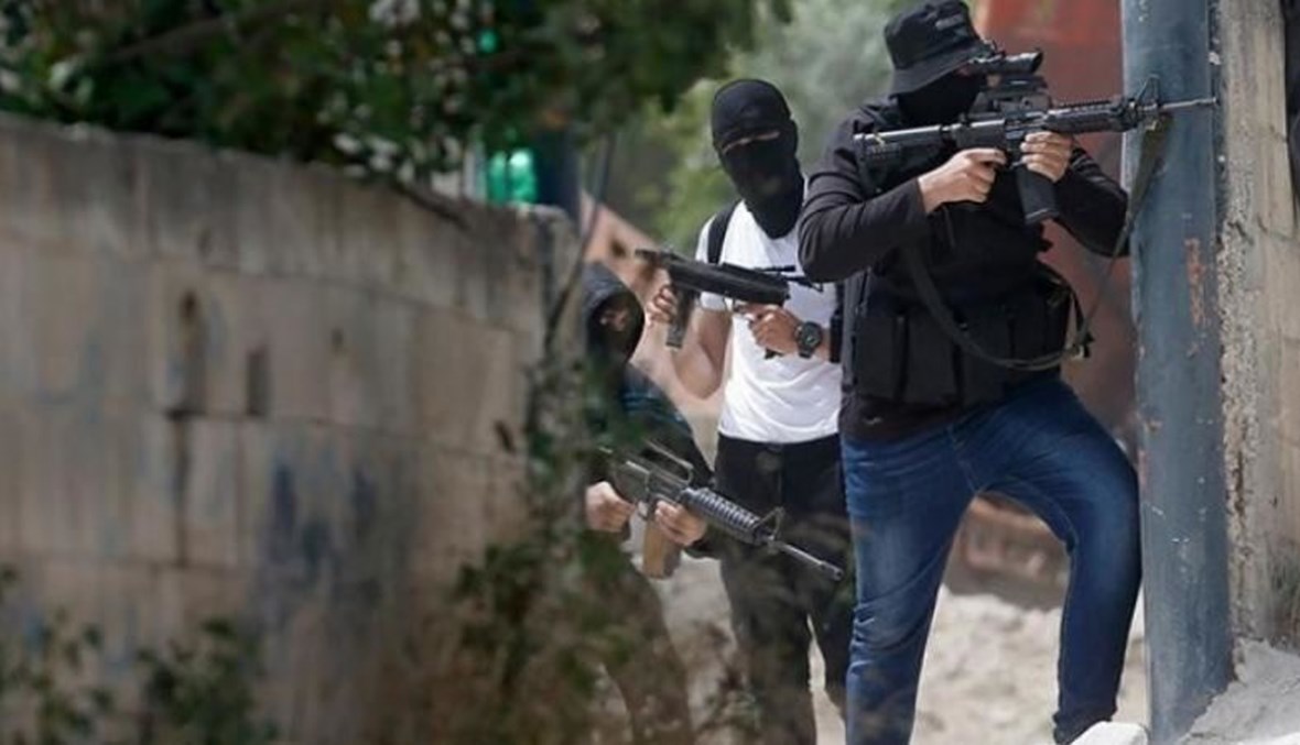 بعد اعتقال مطاردين من إسرائيل... قتيل بمواجهات بين فلسطينيين والسلطة في نابلس