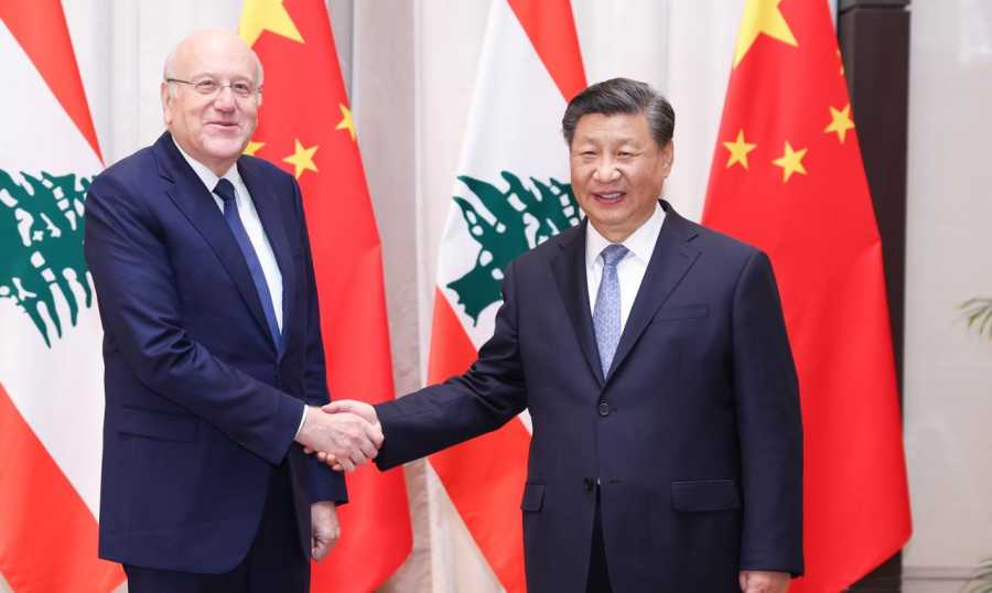 ميقاتي يلتقي الرئيس الصيني ويشكره على مساهمة بلاده في حماية استقرار الجنوب: لبنان يتطلّع إلى المزيد من الاستثمارات الصينيّة