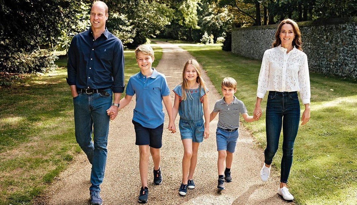 الأمير ويليام وكيت ميدلتون في صورة عائلية جديدة لبطاقة عيد الميلاد