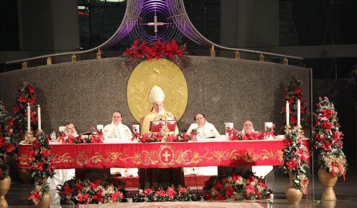 الراعي احتفل بقداس لراحة نفس البابا بندكتس السادس عشر في حريصا