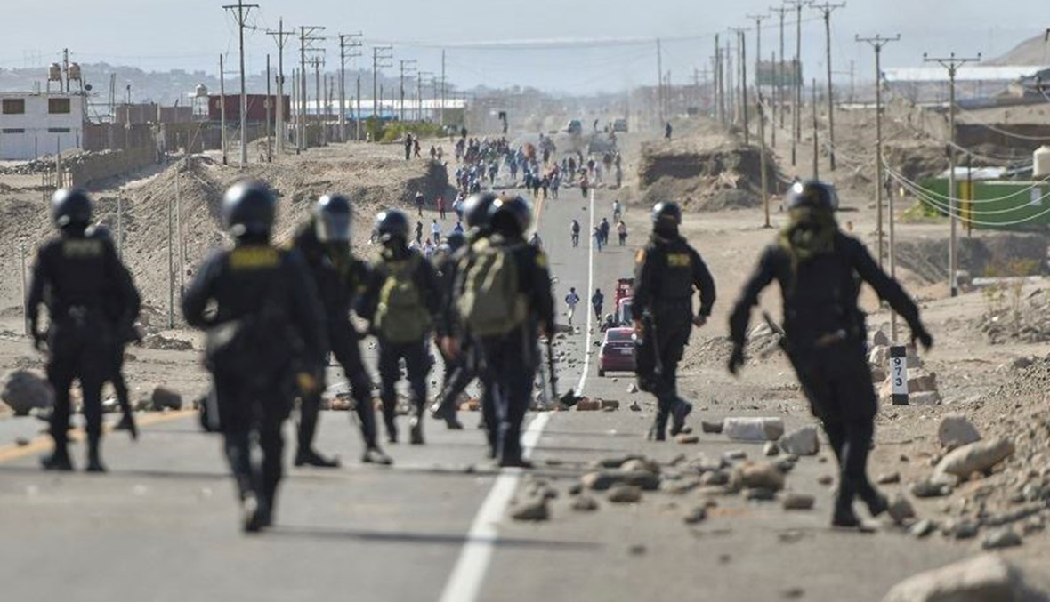 حكومة البيرو تعلن حال الطوارئ في ليما وسط استمرار التظاهرات