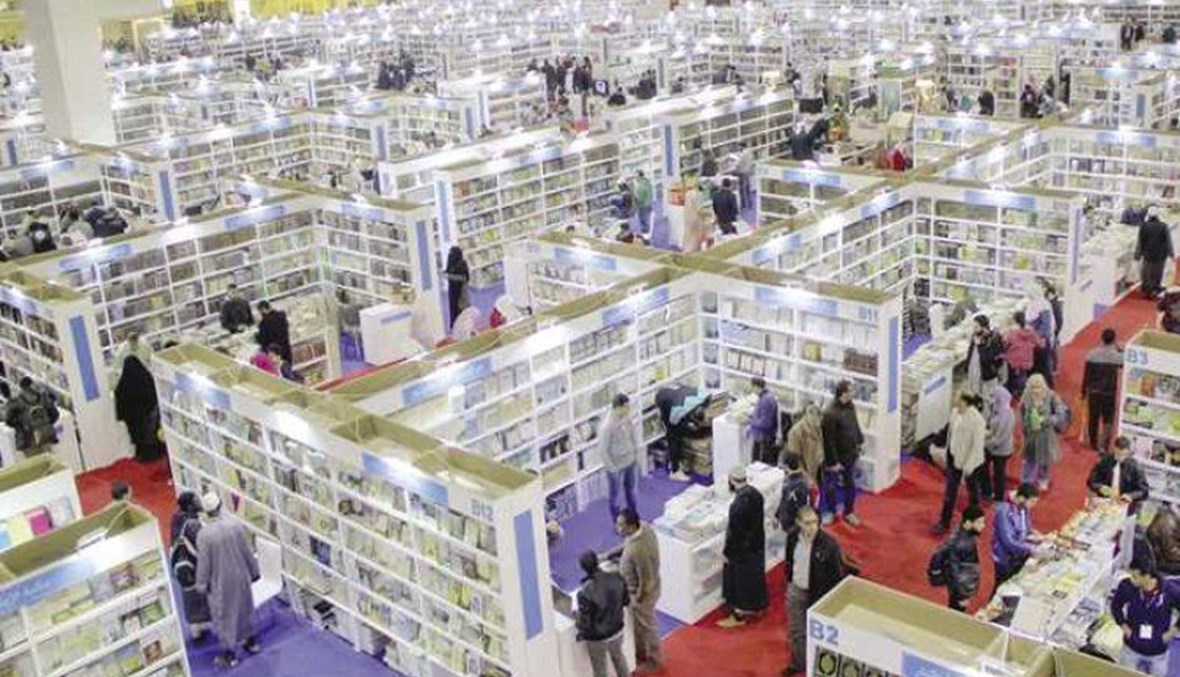 معرض القاهرة للكتاب... تخوّف من غلاء الأسعار والتّقسيط حل جديد