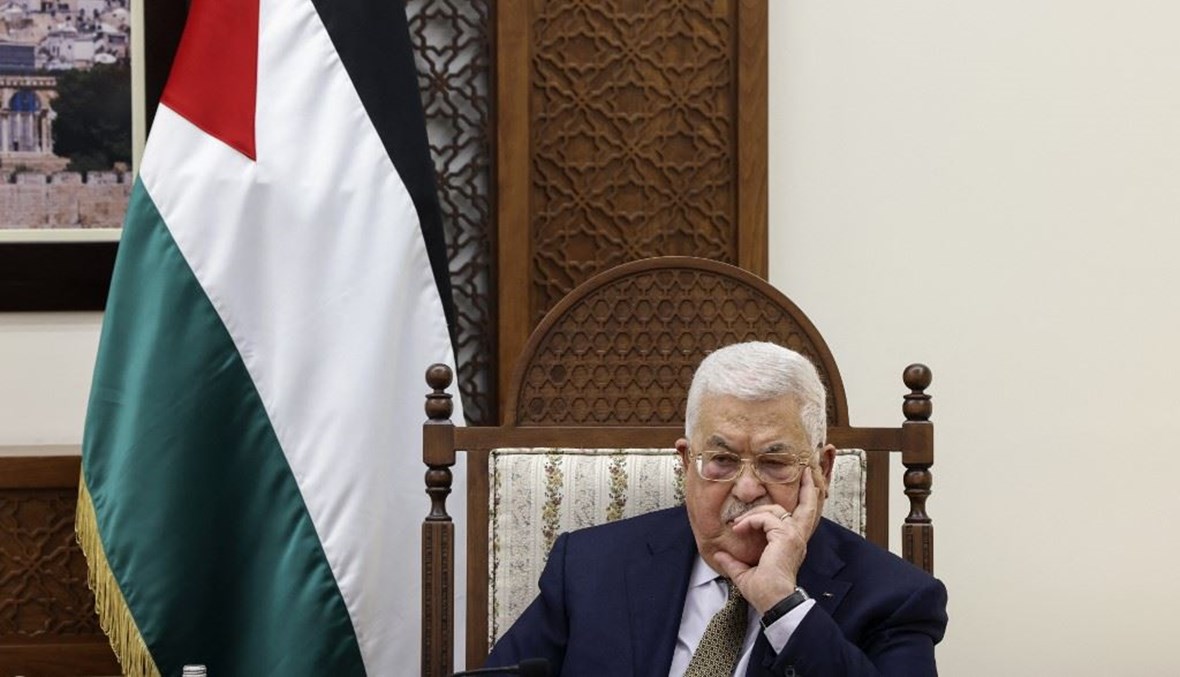 معركة خلافة عباس قد تتسبّب في "انهيار" السلطة الفلسطينية... وتكهنات حول هوية خلفه