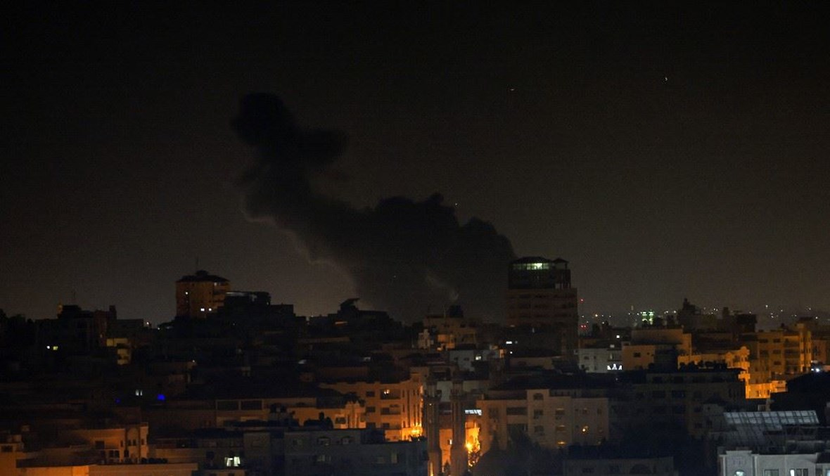 إسرائيل تشنّ غارات على قطاع غزة لاستهداف "كتائب القسام"