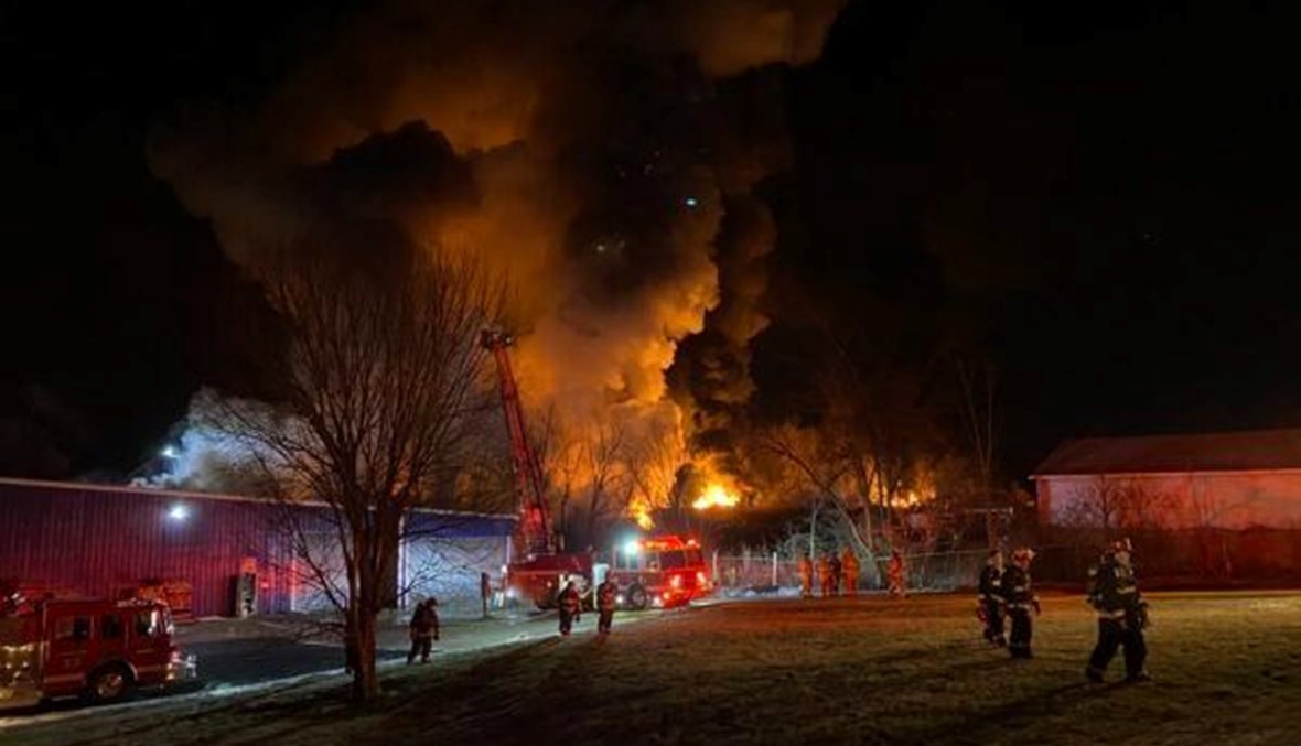 حريق هائل نتيجة خروج قطار عن مساره في أوهايو