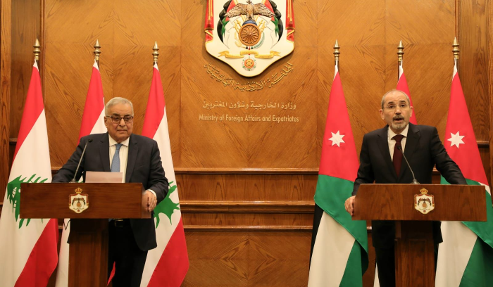 وزير الخارجية والمغتربين عبد الله بو حبيب ونظيره الأردني يؤكدان على أن العمل جار على إيجاد حلول للأزمة السورية