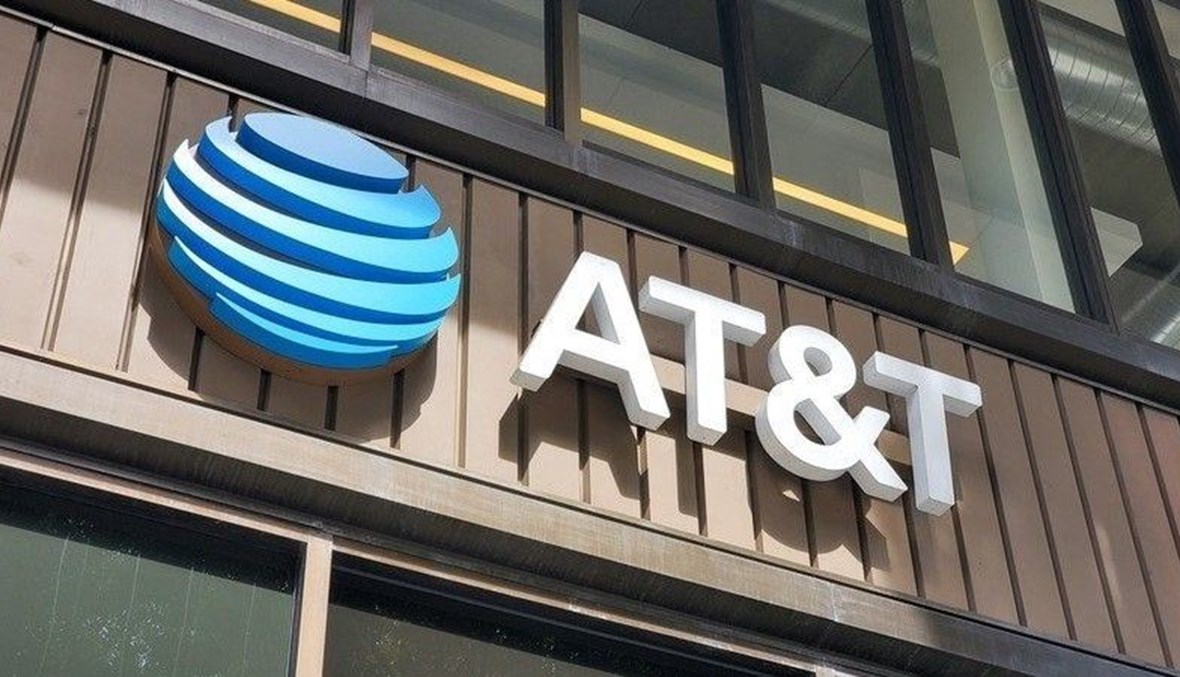 شركة "AT&T" تنجح في أوّل اتّصال هاتفيّ عبر الأقمار الصناعيّة