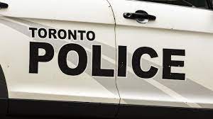 شرطة تورونتو تلقي القبض على رجل هدد بإطلاق النار على مرشحين