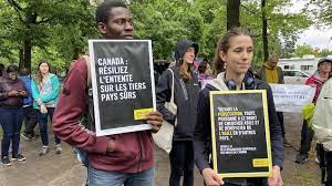 مونتريال : مسيرة للتنديد بإغلاق طريق روكسهام