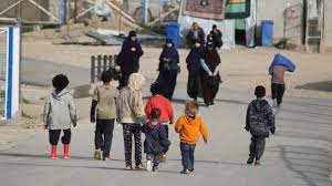 كندا لن تعيد امرأة كندية وأطفالها الستة من معتقل في سوريا