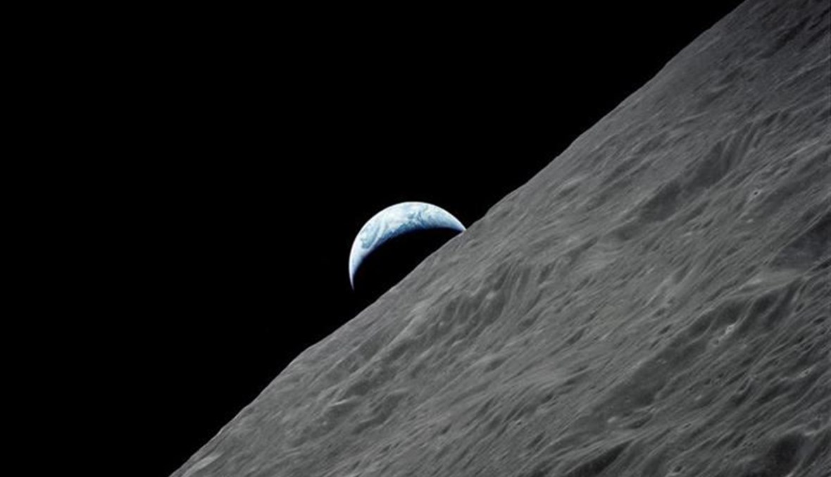 صخور جُمعت قبل 51 عاماً تكشف عُمر القمر الحقيقي
