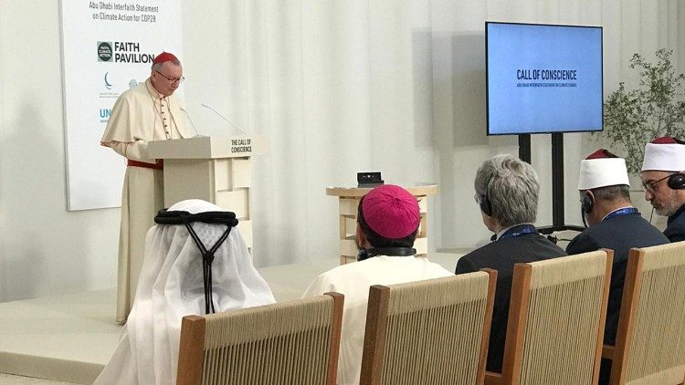 الكاردينال بارولين يقرأ كلمة البابا فرنسيس لمناسبة افتتاح جناح الأديان