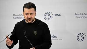 زيلينسكي يحذر من عجز مصطنع بالأسلحة بعد الانسحاب من أفدييفكا