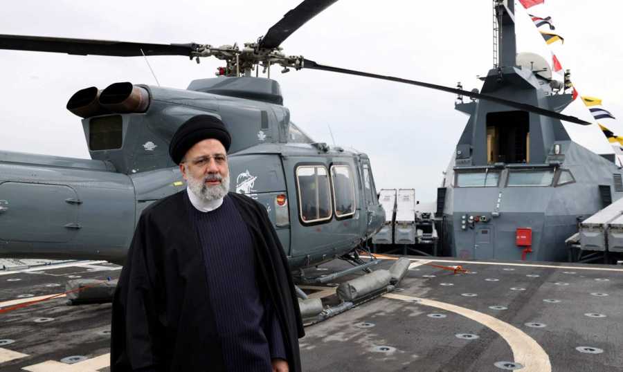 يرافقه عبد اللهيان.. تعرض طائرة الرئيس الإيراني ل"حادث هبوط صعب" وغموض يلف وضعه