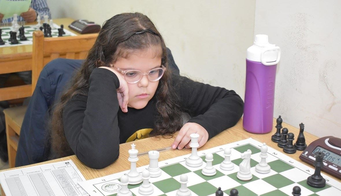 نورسين عمرو... طفلة مصرية تدخل العالمية من بوابة الشطرنج