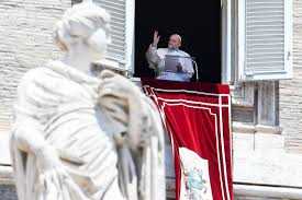 البابا فرنسيس يحذّر الإيطاليين: لا تعلنوا النصر على كورونا قبل الأوان